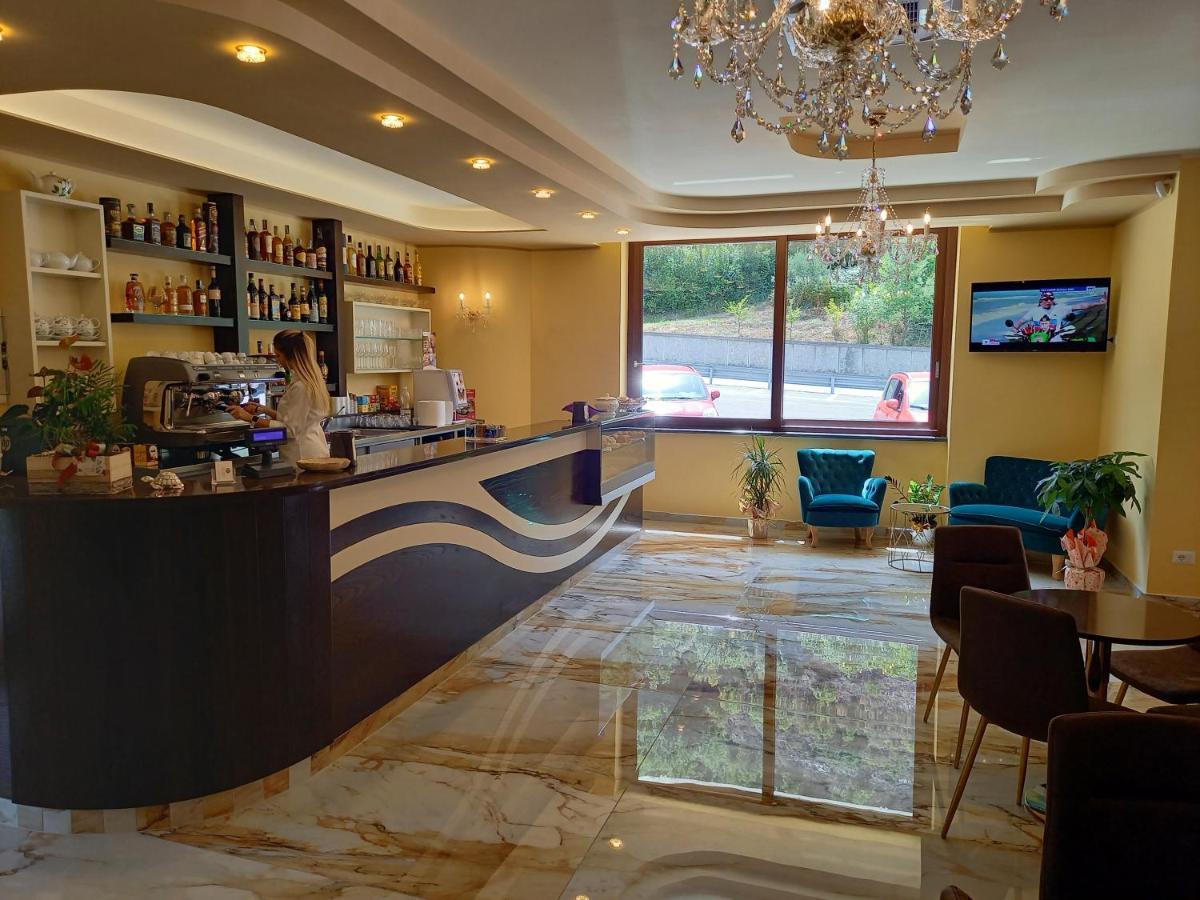 Hotel Ristorante Villa Terry Lauria Inferiore Eksteriør bilde