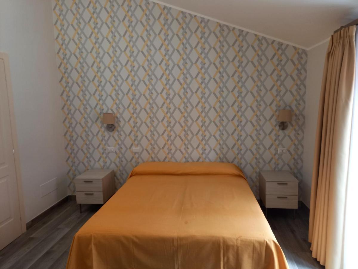 Hotel Ristorante Villa Terry Lauria Inferiore Eksteriør bilde