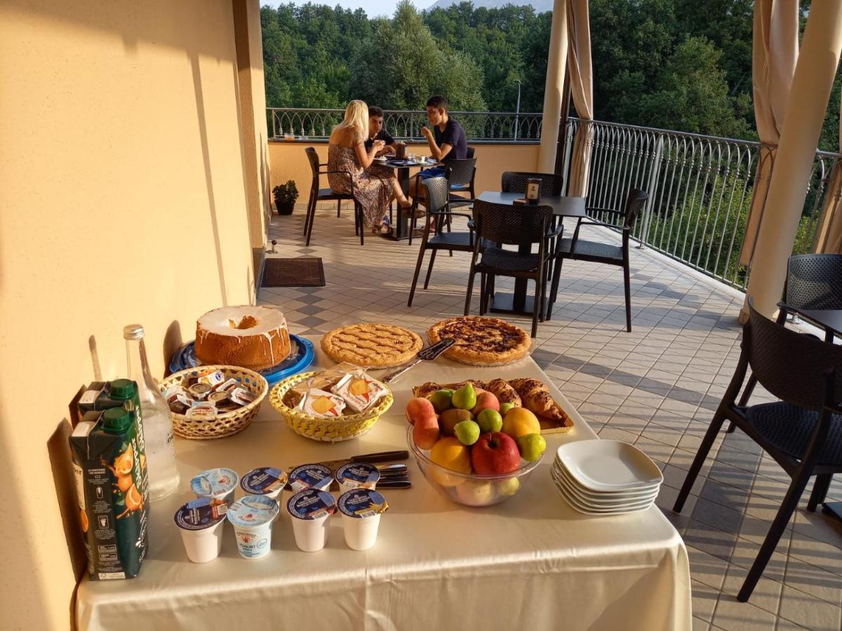Hotel Ristorante Villa Terry Lauria Inferiore Eksteriør bilde